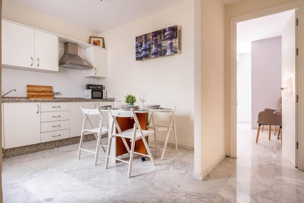 Apartamento Ronda De Triana 45 Seville Luaran gambar