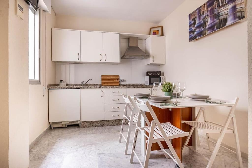 Apartamento Ronda De Triana 45 Seville Luaran gambar
