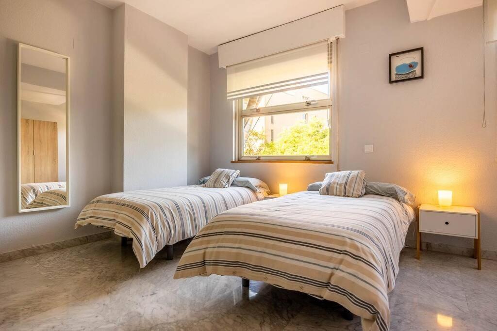 Apartamento Ronda De Triana 45 Seville Luaran gambar