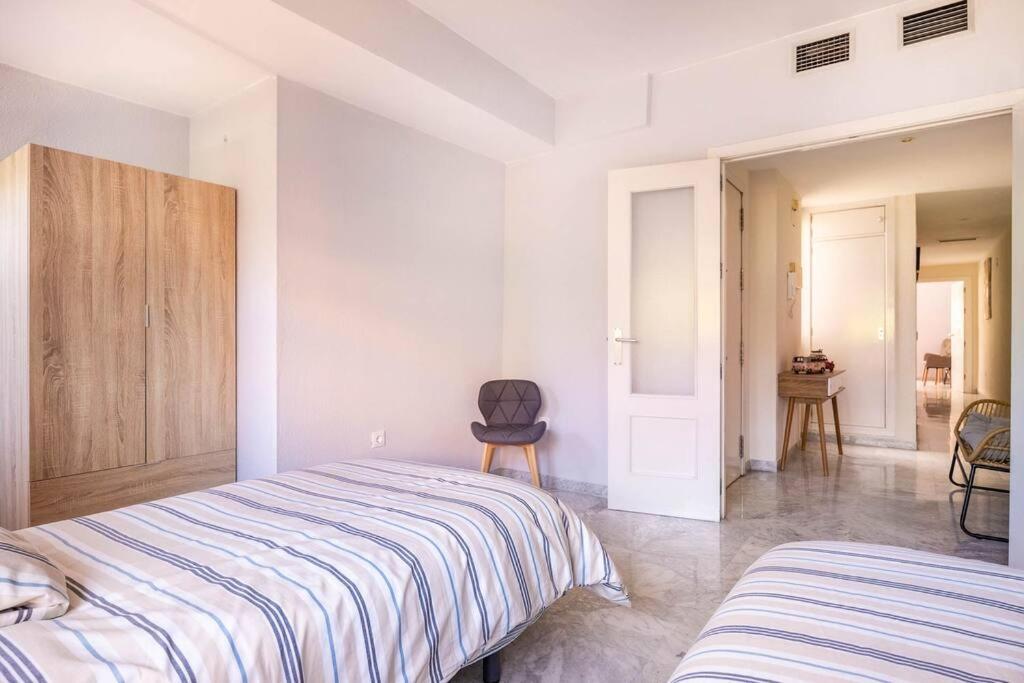 Apartamento Ronda De Triana 45 Seville Luaran gambar